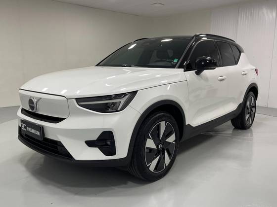 VOLVO XC40 P6 RECHARGE ELECTRIC PLUS